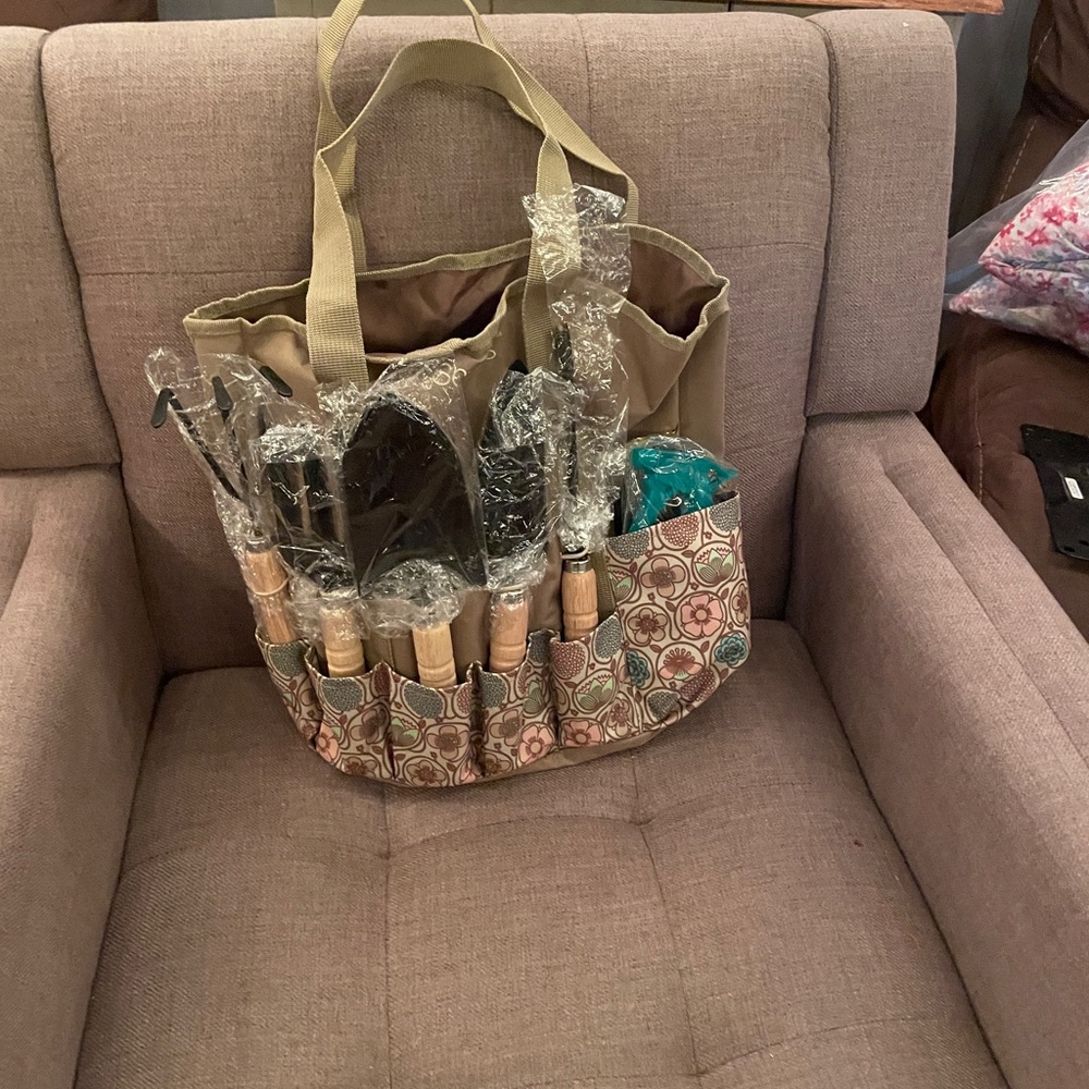 Garden Tool Set with Beige and Patterned Tote